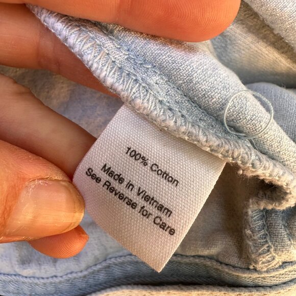 Fabkids Light Blue Denim Jean Vest Girls XL 100% Cotton Sleeveless Button-Front - Picture 3 of 8